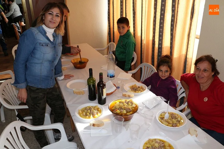 Foto 9 - Dos centenares de personas disfrutan de las jornadas micol&oacute;gicas