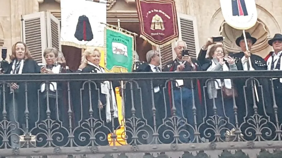 Foto 5 - Los Amigos de la Capa de Ciudad Rodrigo participan en el XX Encuentro Nacional de Capistas  