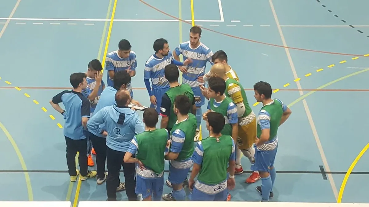 El Salamanca FS se ve superado en la cancha del líder (6-4)