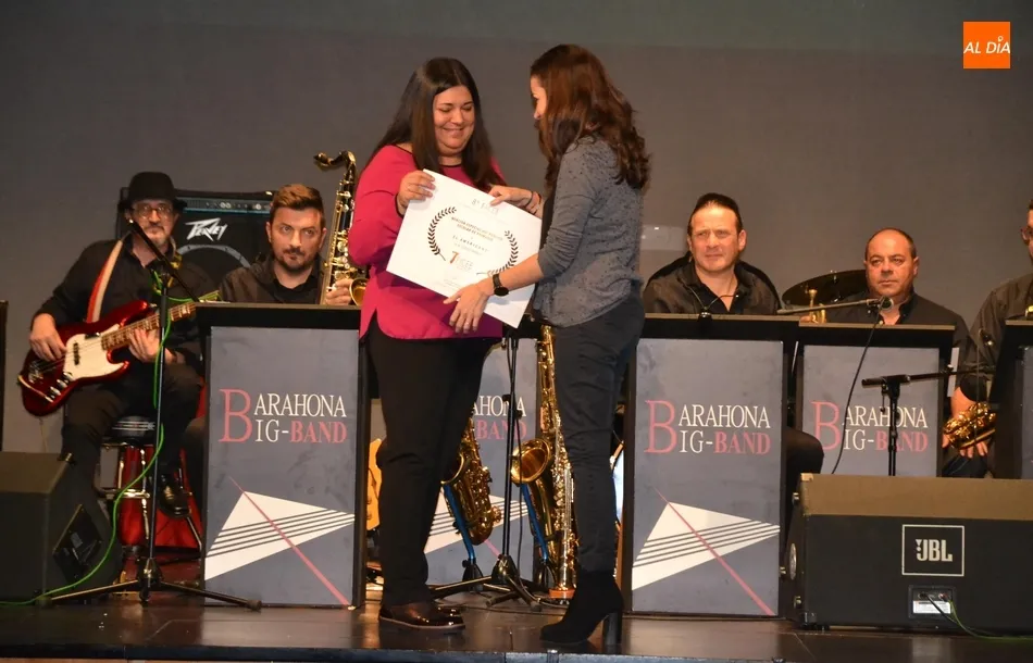 Foto 11 - &lsquo;The Departure&rsquo;, gran triunfador en la gala de clausura del 8&ordm; FICEE, que record&oacute; a Roberto...