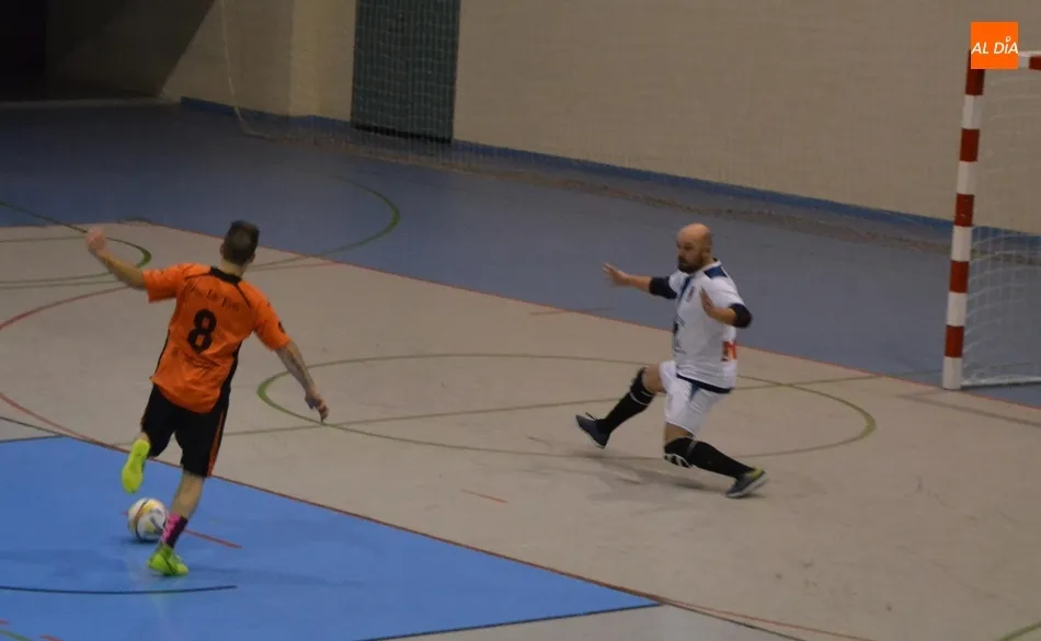 Foto 10 - El Mir&oacute;briga Futsal tiene que conformarse con un empate tras dejar escapar un 3-0 en 1&rsquo;16&rdquo;  