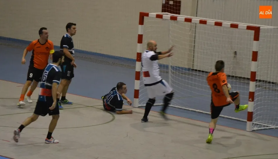 Foto 7 - El Mir&oacute;briga Futsal tiene que conformarse con un empate tras dejar escapar un 3-0 en 1&rsquo;16&rdquo;  