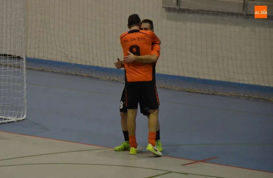 Foto 4 - El Mir&oacute;briga Futsal tiene que conformarse con un empate tras dejar escapar un 3-0 en 1&rsquo;16&rdquo;  
