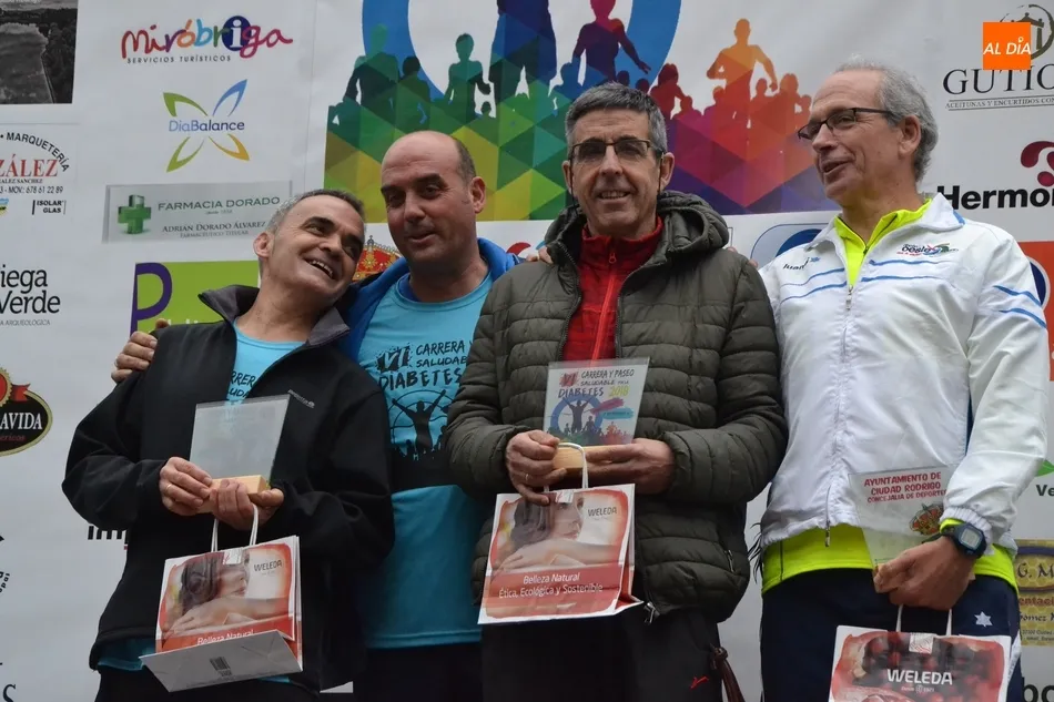 Foto 9 - El tiempo respeta la Carrera y Paseo Saludable m&aacute;s multitudinaria  