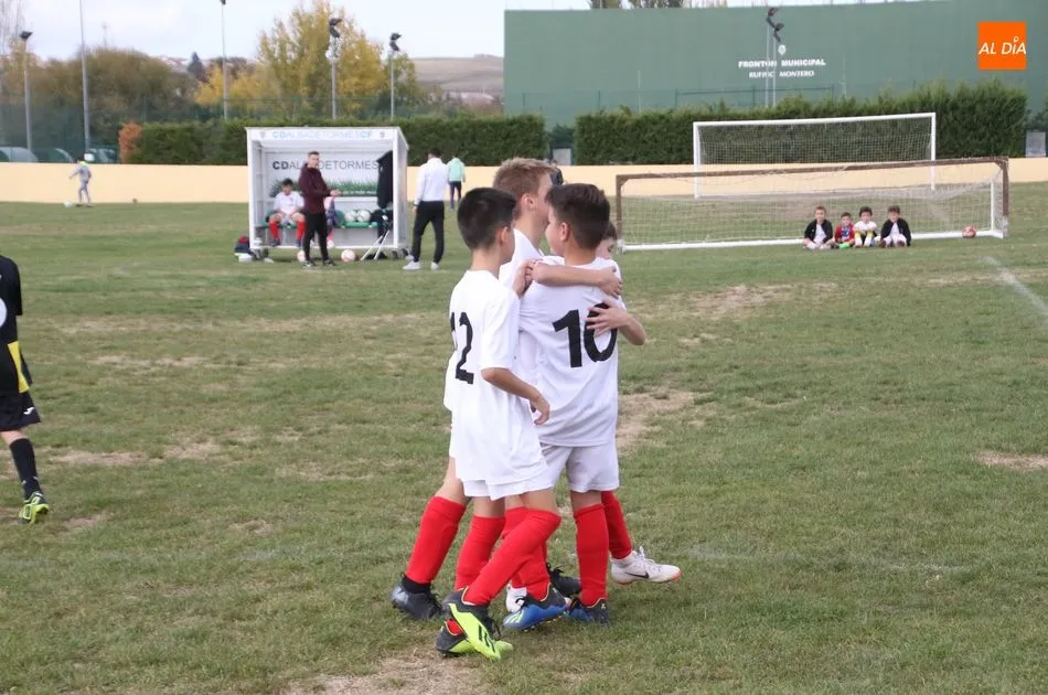 Foto 6 - La jornada se salda con cinco victorias, dos empates y una derrota para el Alba de Tormes CF