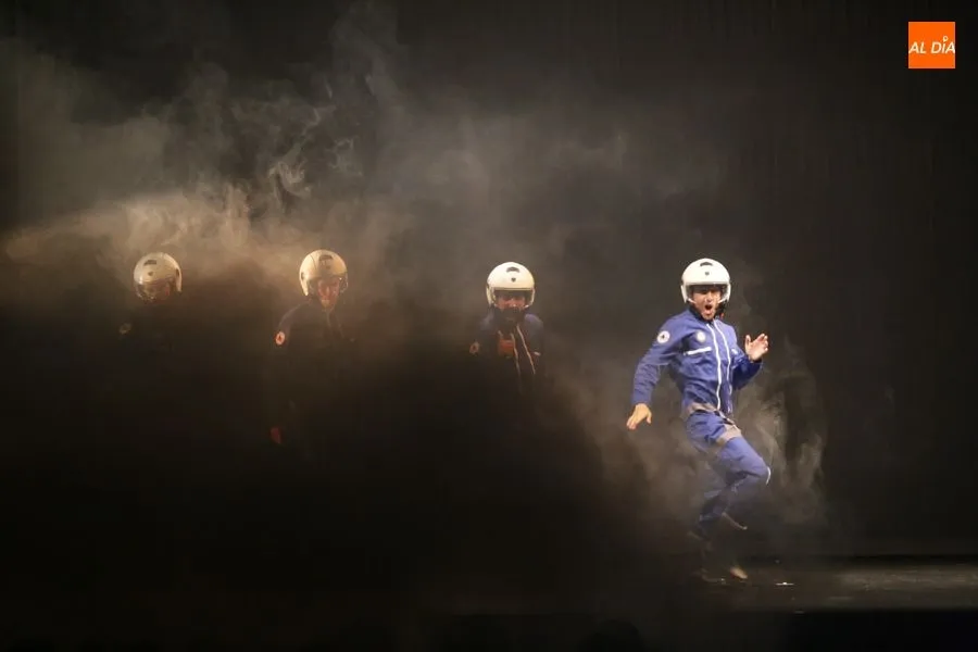 Miembros de Spasmo Teatro en el Viaje al centro del cuerpo humano / Foto: Alberto Martín.