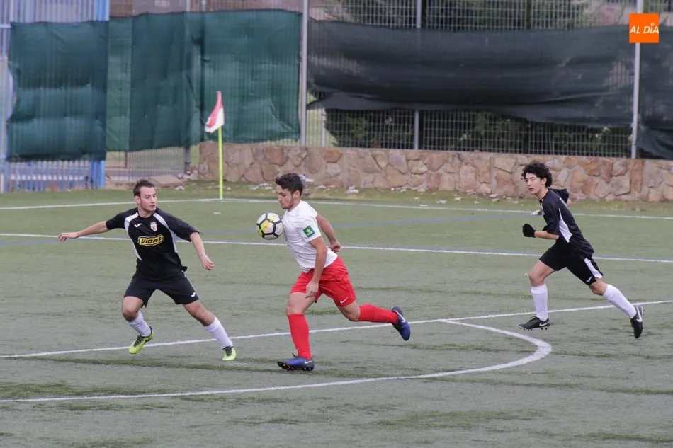 Foto 10 - El Santa Marta de Liga Nacional Juvenil empata (0-0) en el Alfonso San Casto ante el F&uacute;tbol Pe&ntilde;a