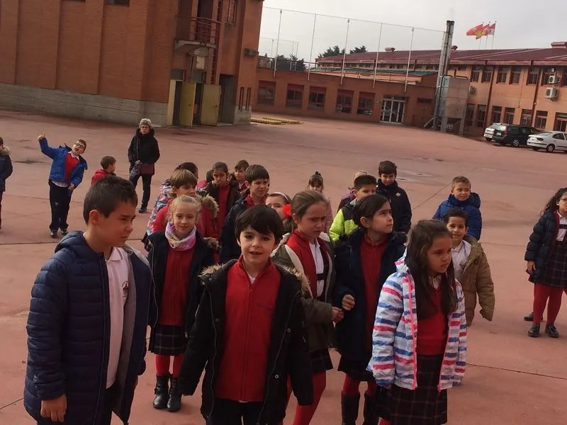 Foto 8 - Alumnos del colegio Padres Trinitarios visitan el Parque Municipal de Bomberos&nbsp;  