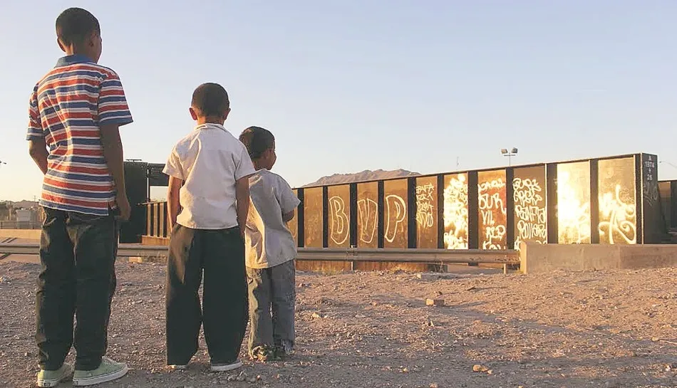 La Convención sobre los Derechos de la Infancia establece que los menores de 18 años, sea cuál sea su procedencia, tienen derecho a una atención y protección especial