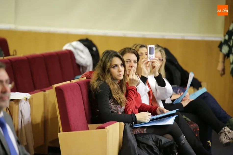 Foto 2 - Enfermer&iacute;a pone en valor la innovaci&oacute;n en unas jornadas con m&aacute;s de 250 participantes