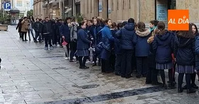 Foto 2 - M&aacute;s de 1.400 escolares de 24 colegios participan en el Certamen de Dibujo organizado por el...