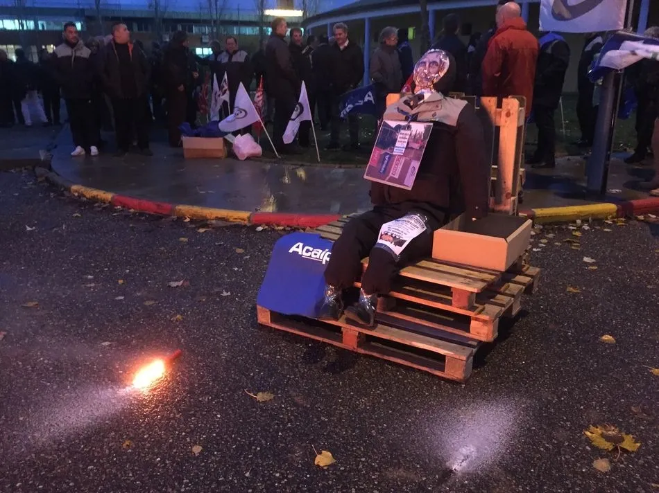 Foto 4 - Cerca de 300 trabajadores de Topas se suman a la cuarta jornada de huelga  