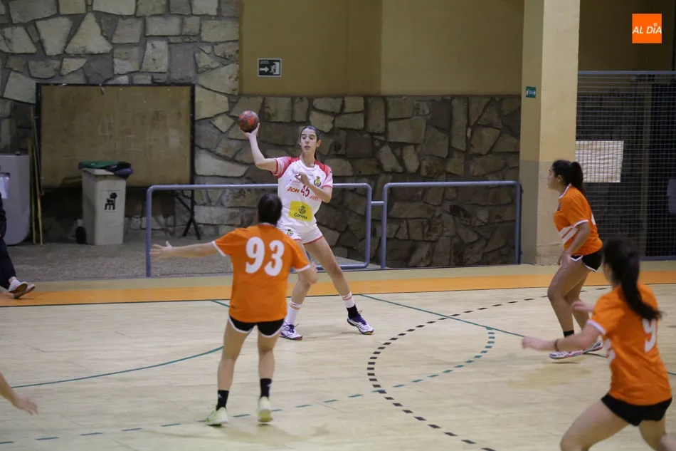 Foto 11 - El Cadete del Ciudad de Salamanca le sirve como preparaci&oacute;n a la Selecci&oacute;n Espa&ntilde;ola de Balonmano ...