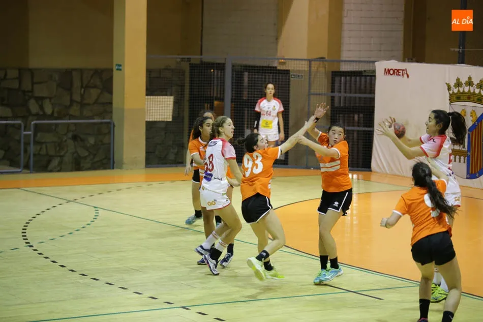 Foto 10 - El Cadete del Ciudad de Salamanca le sirve como preparaci&oacute;n a la Selecci&oacute;n Espa&ntilde;ola de Balonmano ...