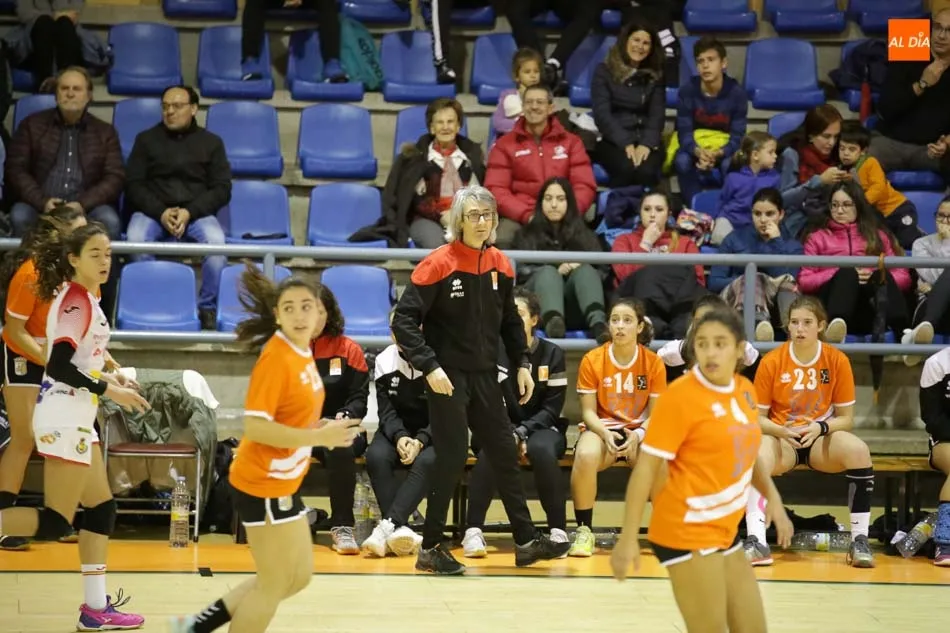 Foto 8 - El Cadete del Ciudad de Salamanca le sirve como preparaci&oacute;n a la Selecci&oacute;n Espa&ntilde;ola de Balonmano ...