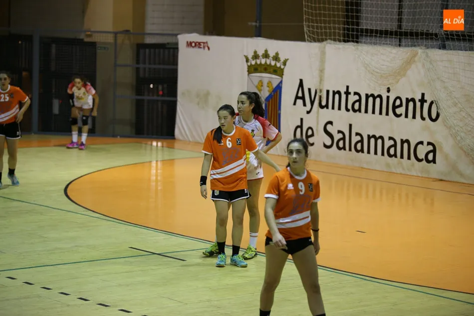 Foto 6 - El Cadete del Ciudad de Salamanca le sirve como preparaci&oacute;n a la Selecci&oacute;n Espa&ntilde;ola de Balonmano ...