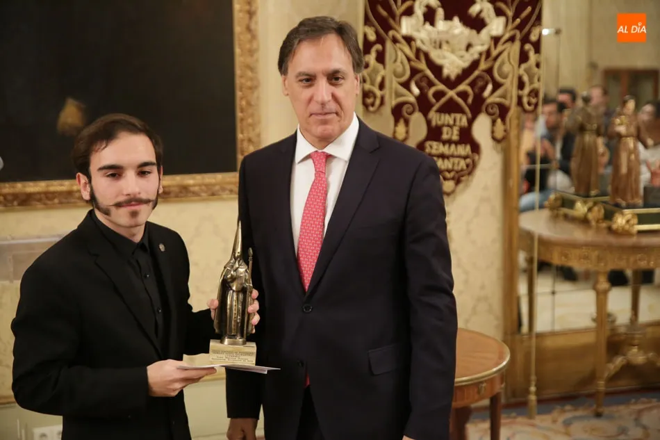 Foto 10 - Una foto de Iv&aacute;n Marcos Rom&aacute;n anunciar&aacute; la Semana Santa  