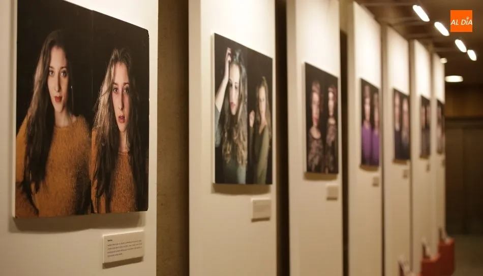 Exposición ‘Yo soy más fuerte que tú’, en la sede de Cursos Internacionales de la Universidad de Salamanca. Foto de Alberto Martín