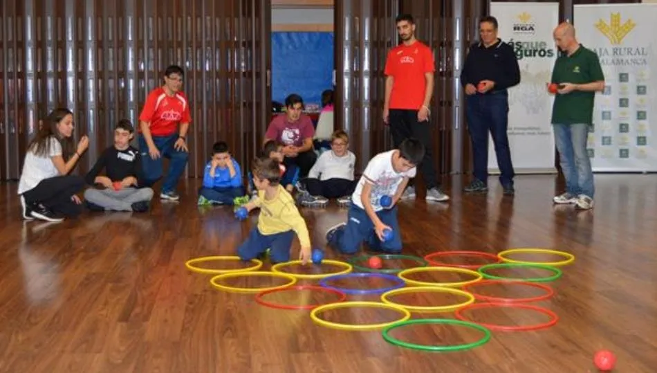 Dinámicas y juegos de la Fundación Aviva orientadas a la inclusión