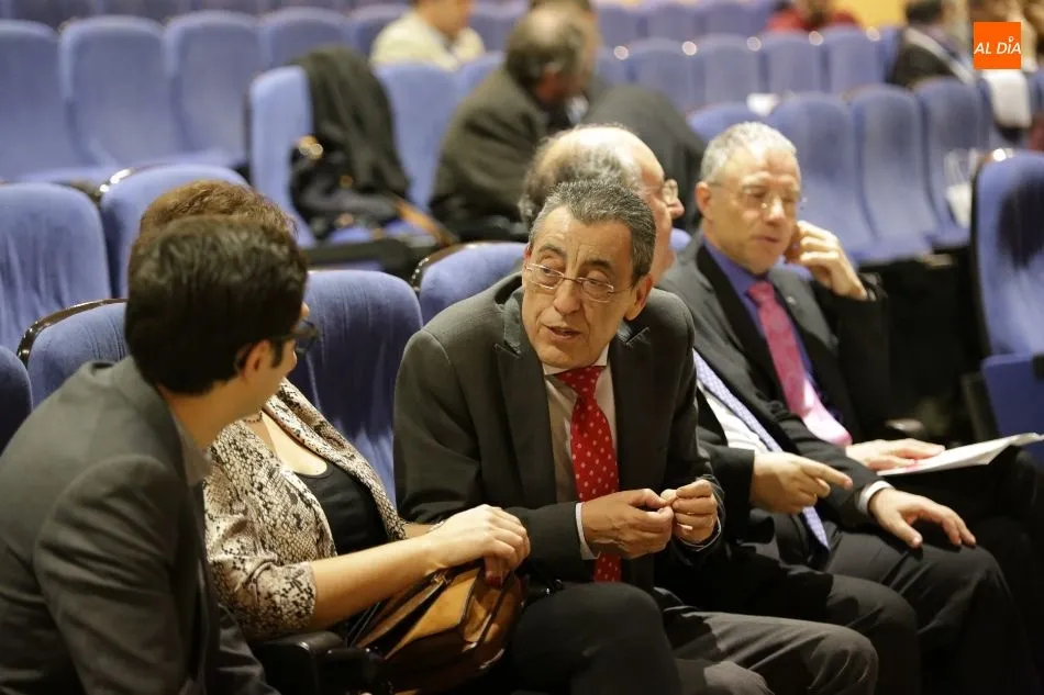 Foto 5 - "Hay que promover m&aacute;s conciencia sobre los riesgos de la ni&ntilde;ez en el siglo XXI"