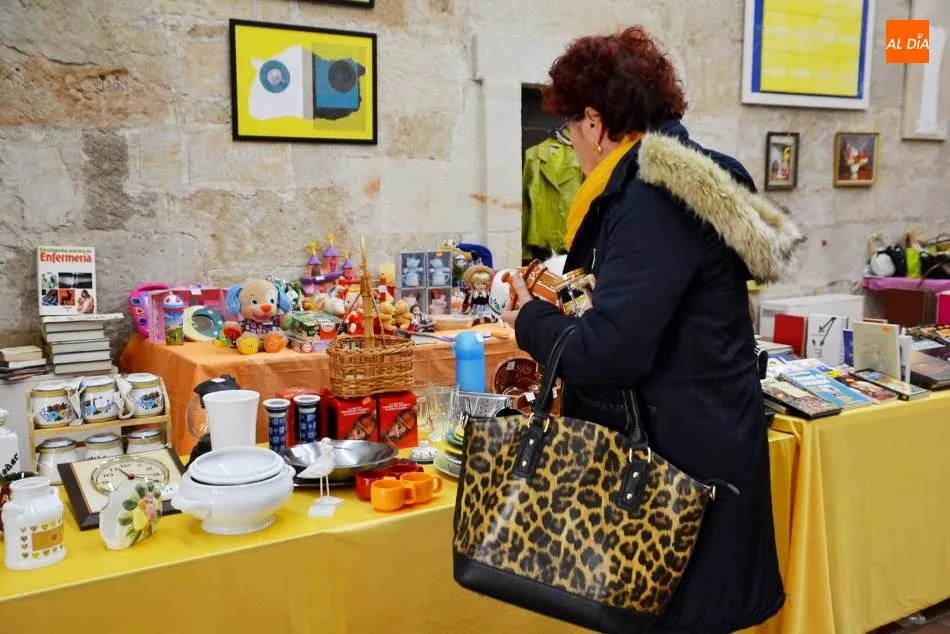 Foto 3 - El mercadillo de AMPUSASA ayudar&aacute; a financiar el programa &lsquo;Vacaciones en Paz&rsquo;  