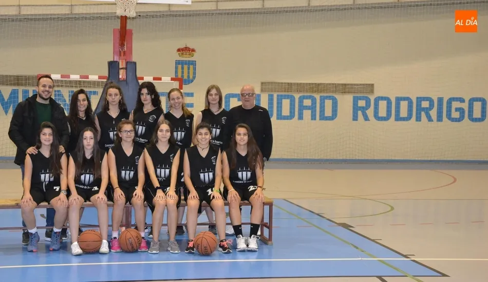 Foto 3 - El equipo Cadete Femenino de Basket estrena el s&aacute;bado la nueva temporada  