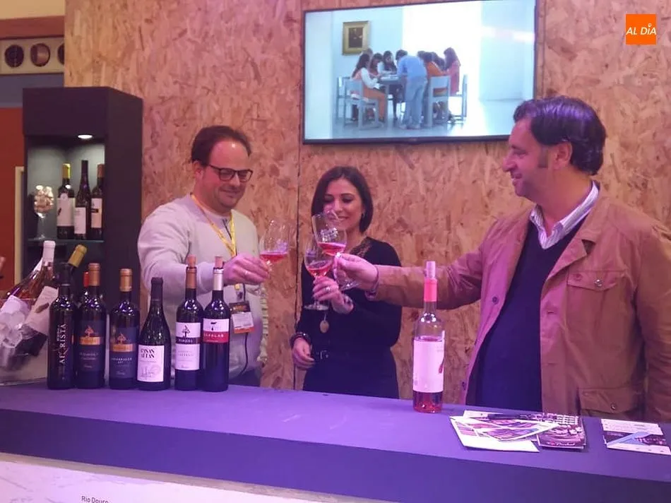 Fran Sánchez acudió a INTUR para promover el turismo de la villa