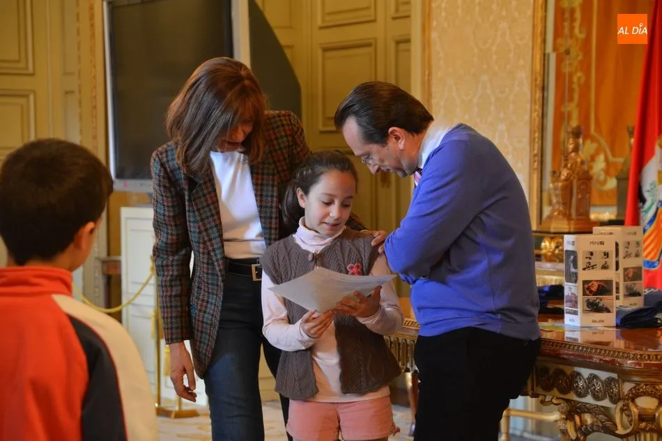 Foto 4 - El Ayuntamiento y Aqualia entregan los premios de la 16&ordf; edici&oacute;n del Concurso Infantil sobre la...
