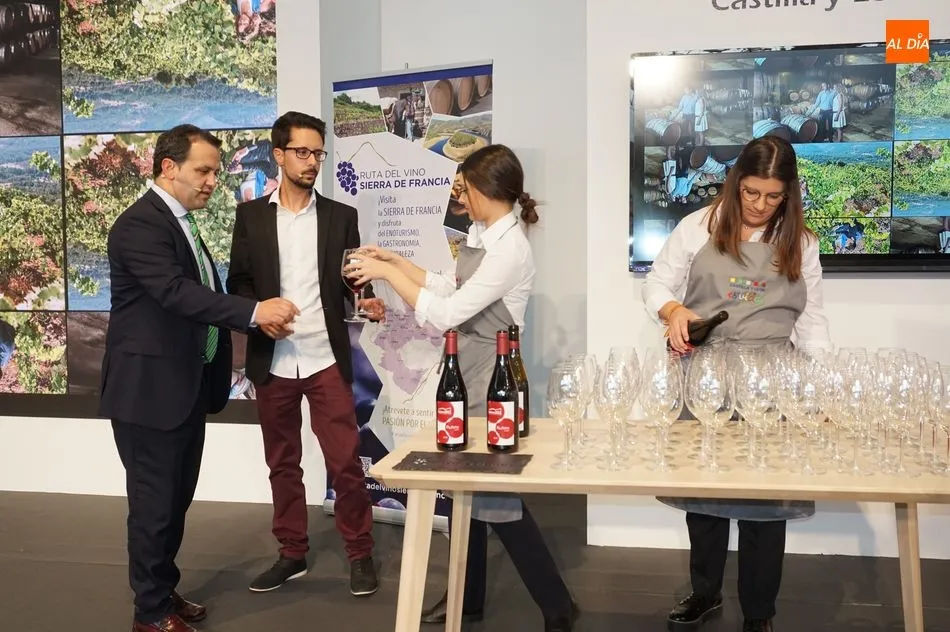Foto 8 - INTUR brinda a la salud de la Ruta del Vino de la Sierra de Francia