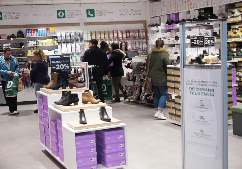 Foto 11 - Los descuentos del Black Friday contin&uacute;an en el Centro Comercial El Tormes este fin de semana  