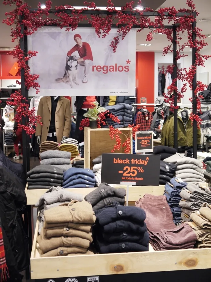 Foto 6 - Los descuentos del Black Friday contin&uacute;an en el Centro Comercial El Tormes este fin de semana  