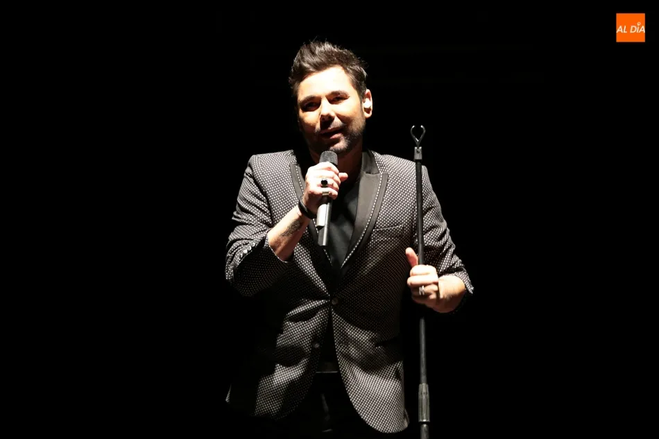 Foto 11 - Miguel Poveda triunfa en Salamanca con su enfoque &lsquo;Enlorquecido&rsquo;
