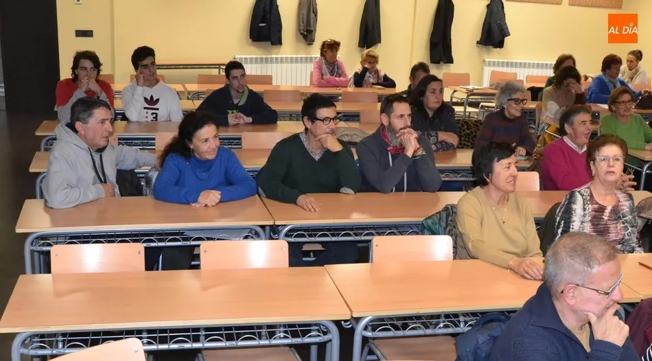 Foto 4 - El programa UniverCiudad se adentra en el nanocosmos de la mano del CSIC  
