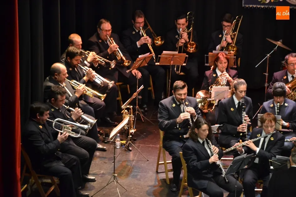 Foto 7 - La Banda de M&uacute;sica honra a Santa Cecilia con su tradicional concierto  