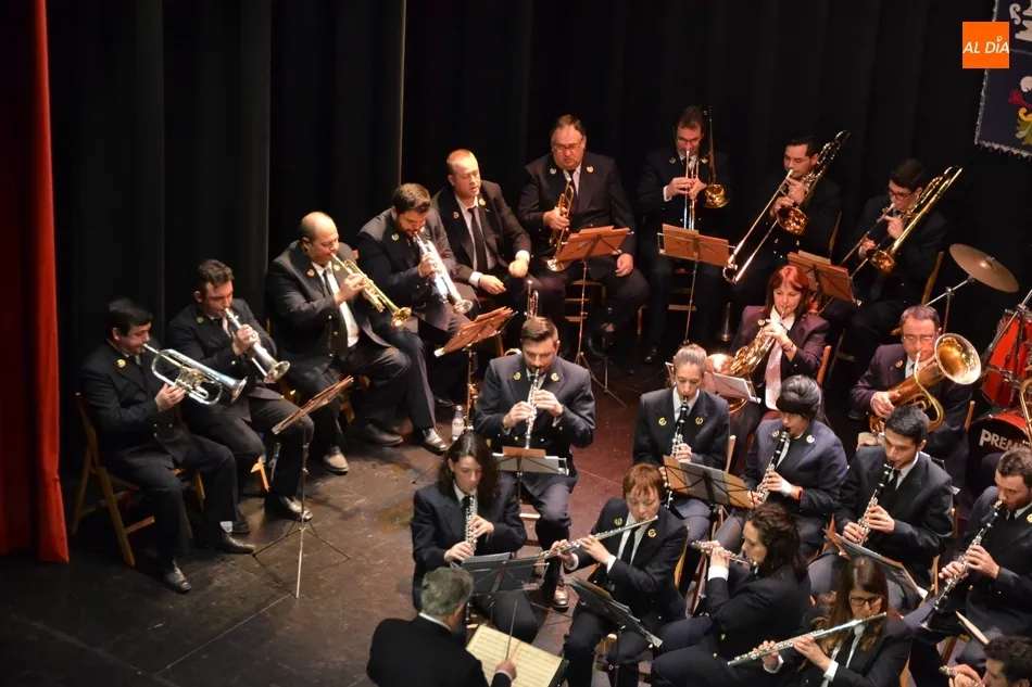 Foto 2 - La Banda de M&uacute;sica honra a Santa Cecilia con su tradicional concierto  