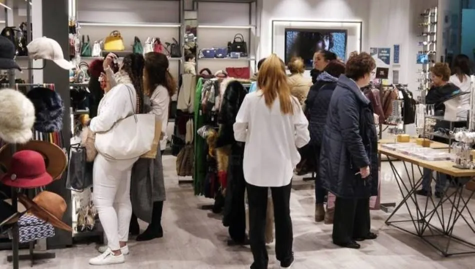 Las ventas, animadas con los descuentos previos a las fechas navideñas