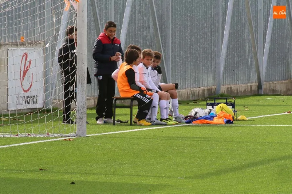 Foto 7 - Resultados, clasificaciones e im&aacute;genes del f&uacute;tbol base provincial