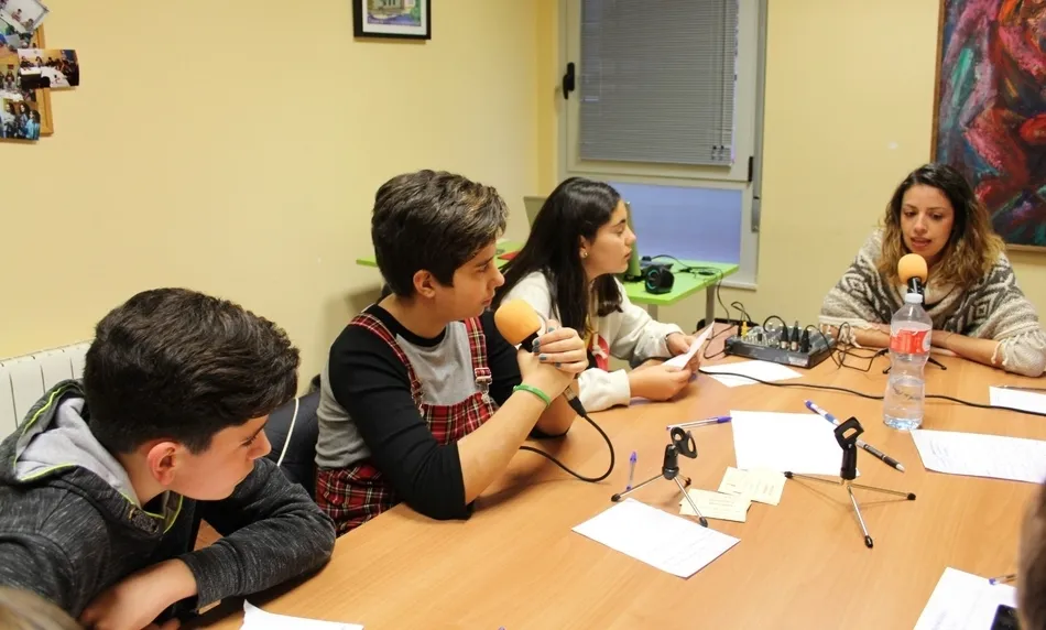 Foto 4 - Ya est&aacute;n disponibles los audios de las entrevistas realizadas por los j&oacute;venes de Radio i  