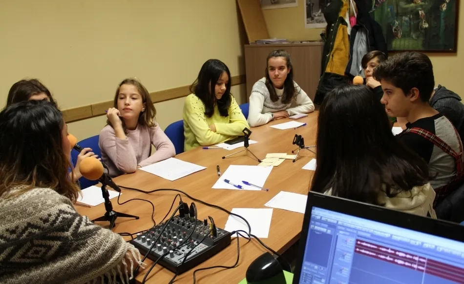 Foto 5 - Ya est&aacute;n disponibles los audios de las entrevistas realizadas por los j&oacute;venes de Radio i  