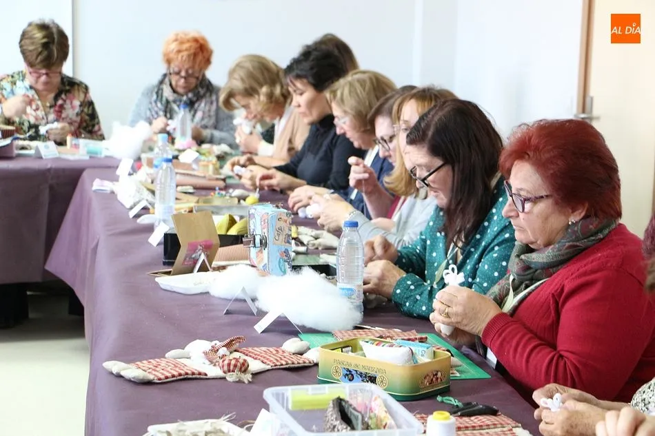 Foto 11 - Mujeres de toda la provincia se dan cita en el I Encuentro de Patchwork