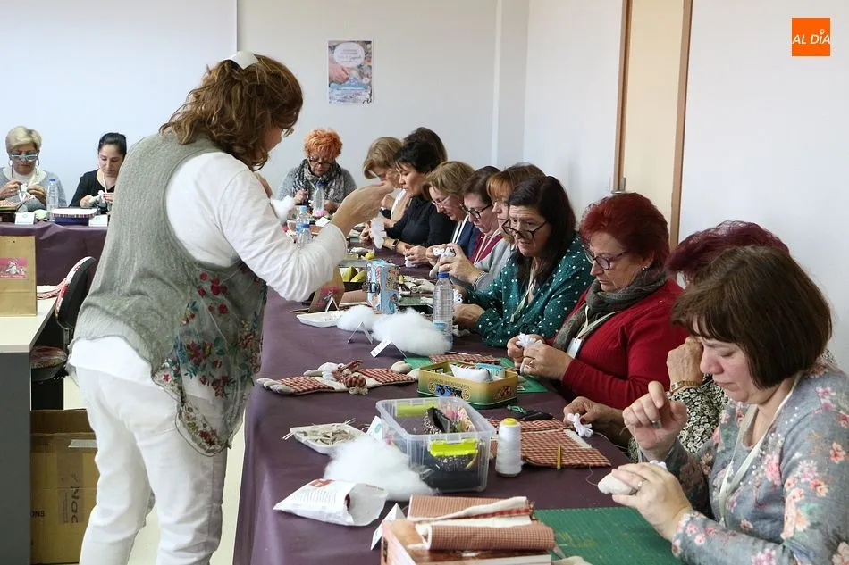 Foto 10 - Mujeres de toda la provincia se dan cita en el I Encuentro de Patchwork