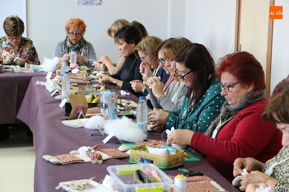 Foto 5 - Mujeres de toda la provincia se dan cita en el I Encuentro de Patchwork