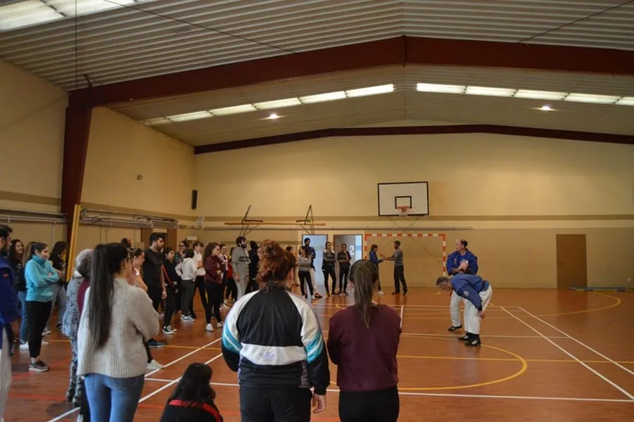 Foto 6 - Uno de&nbsp;cada cuatro j&oacute;venes de entre 15 y 29 a&ntilde;os cree que la violencia de g&eacute;nero es una...