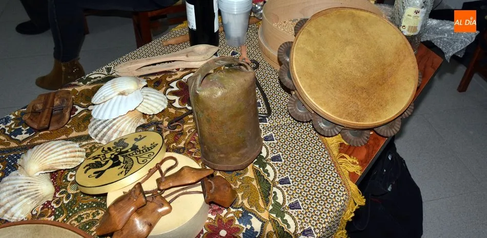 Foto 5 - Mismos instrumentos y mismos ritmos en la m&uacute;sica de percusi&oacute;n de La Raya&nbsp;