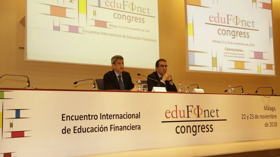 Una de las ponencias del Congreso Internacional de Educación Financiera