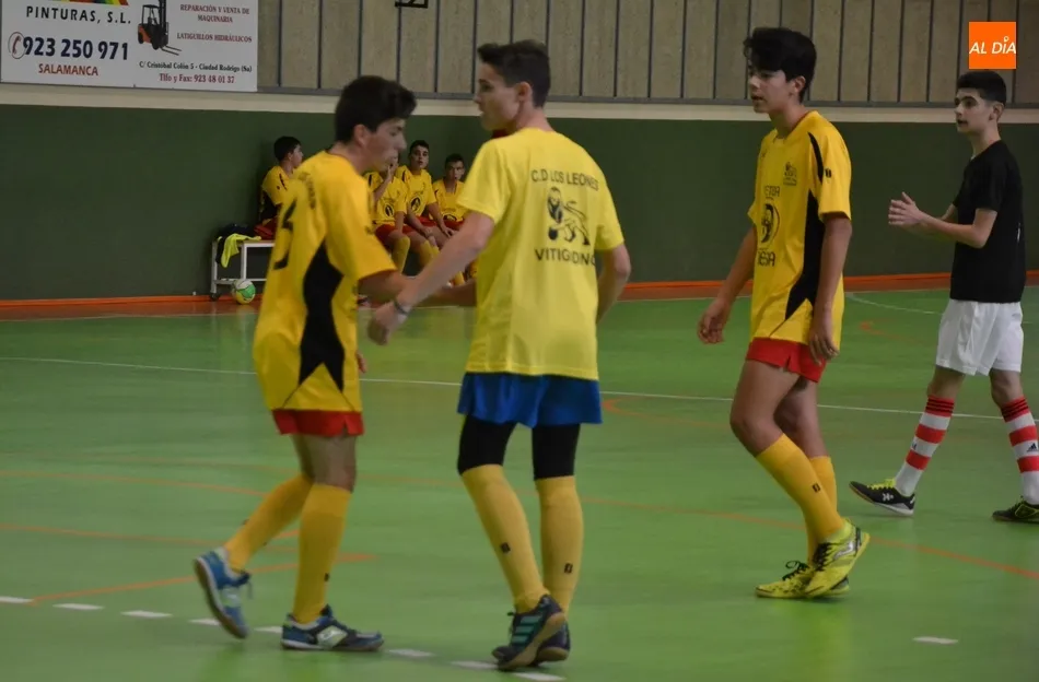 Foto 10 - Resultados desiguales para los equipos de Vitigudino de f&uacute;tbol sala en los Juegos Escolares&nbsp;