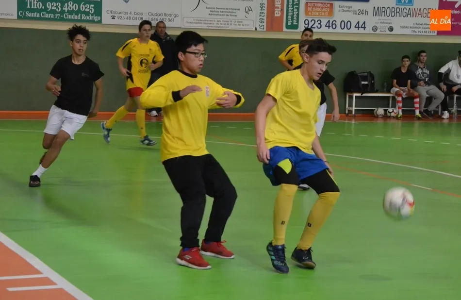 Foto 7 - Resultados desiguales para los equipos de Vitigudino de f&uacute;tbol sala en los Juegos Escolares&nbsp;
