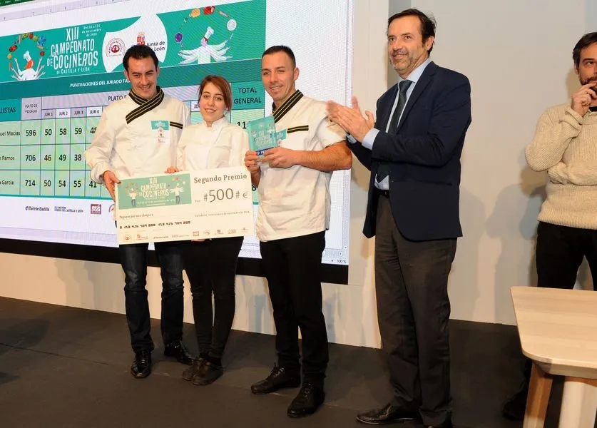 Foto 4 - Sheila Garc&iacute;a Sanz se hace con el primer premio en el Campeonato Regional de Cocina &nbsp;  
