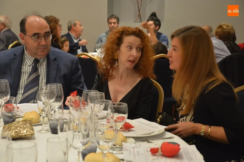 Foto 10 - Afibrosal celebra una cena solidaria para combatir la fibromialgia y la fatiga cr&oacute;nica  
