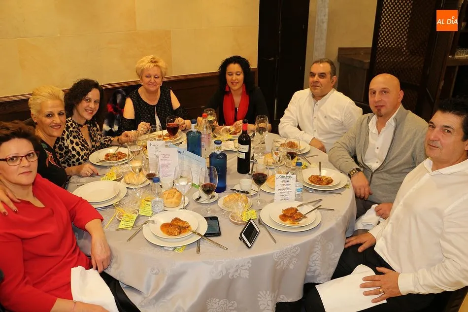Foto 11 - La segunda cena contra el c&aacute;ncer cierra el &eacute;xitoso ciclo de propuestas solidarias